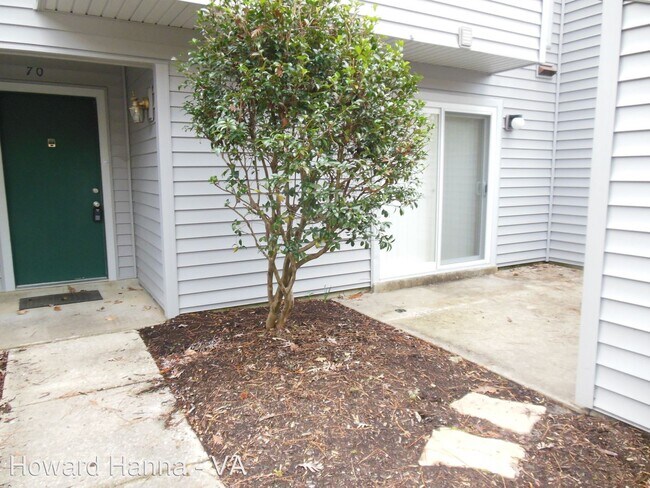 Building Photo - 4 br, 2.5 bath House - 70 Summer East