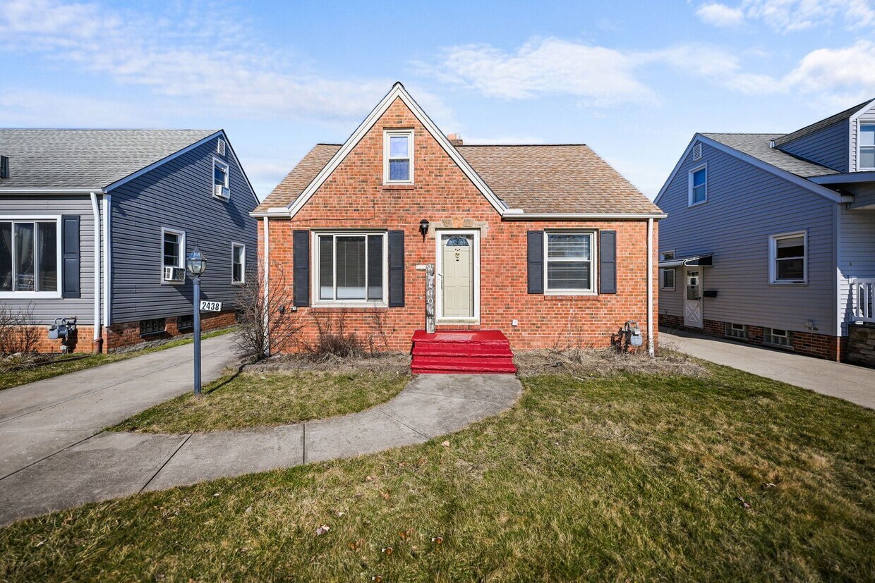 2438 Brookdale Ave, Parma, OH 44134 House Rental in Parma, OH