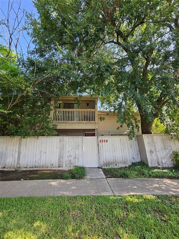 Photo inspiration: Picture Idea: 9550 Windswept Ln Unit 9550 Houston Tx 77063