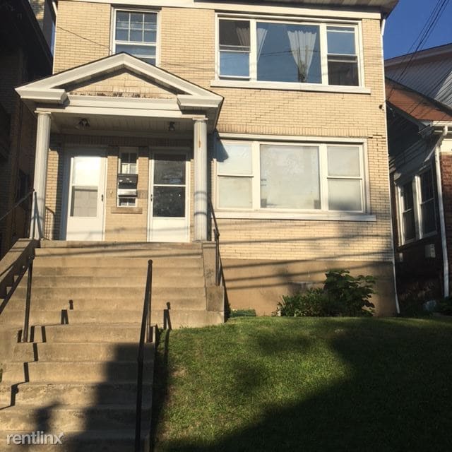1527 Beechview Ave, Pittsburgh, PA 15216 Townhome Rentals in