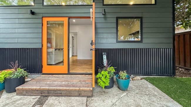 760-22nd - 760-22nd Apartment