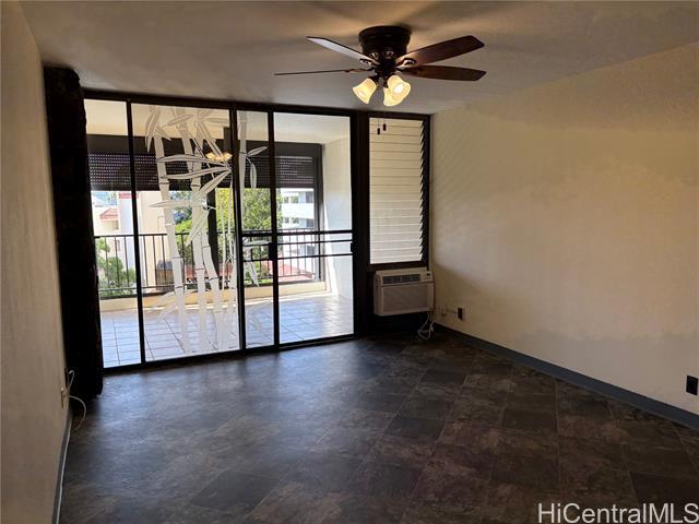 Building Photo - 3138 Waialae Ave