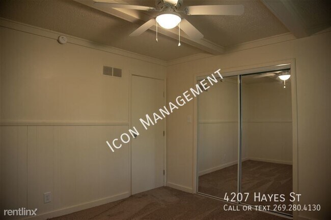 Building Photo - 4207 Hayes St