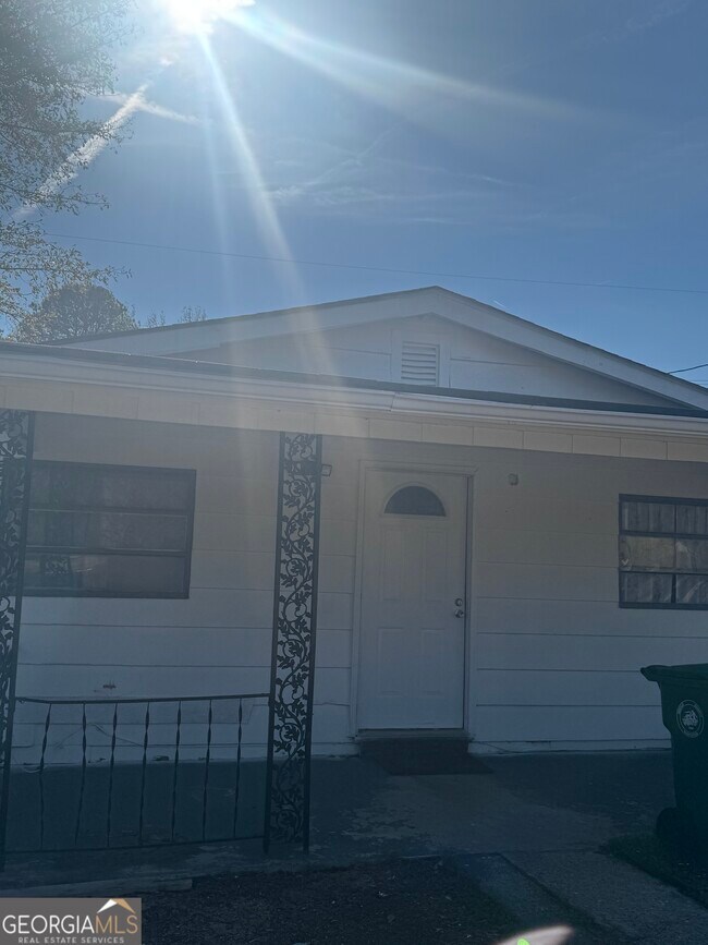 Foto del edificio - 7314 Union Grove Rd