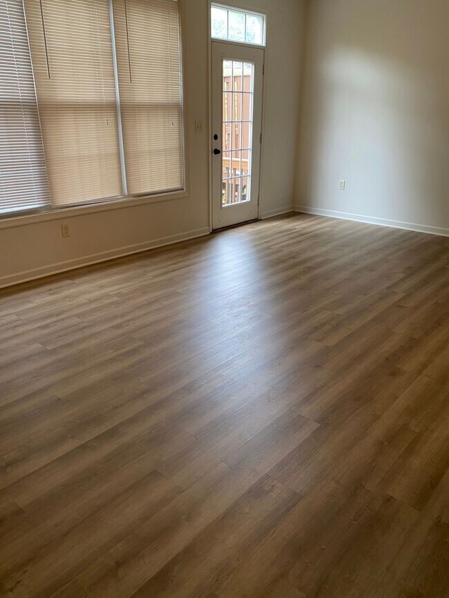 Foto del edificio - Townhouse for Rent in Taylor Springs