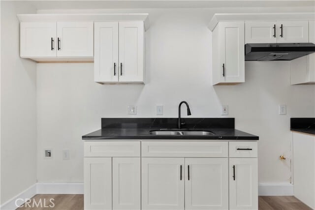 Building Photo - 6810 Dorinda Dr