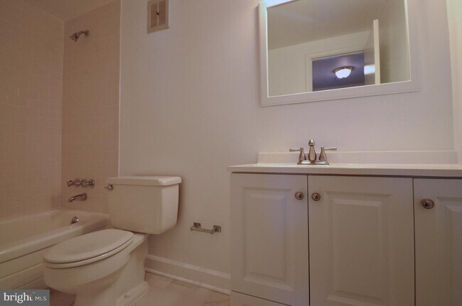 Building Photo - 1 Hamill Ct