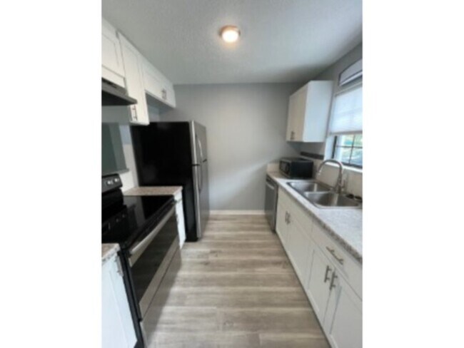Foto del edificio - 2 Bed, 2 Bath, New Smyrna Beach Golf Cours...