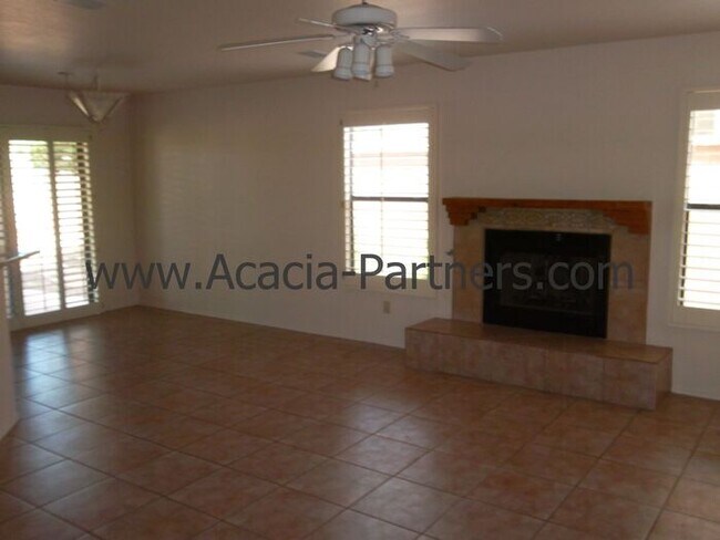 Foto del edificio - 4 Bedroom  in gated community on Golf Course