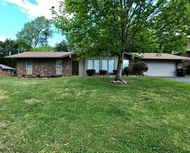 Building Photo - 8621 Dovefield Dr