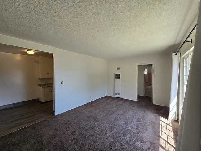 Foto del edificio - 1639 W 84th Pl
