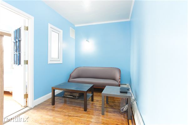 Foto principal - 2835 41st St
