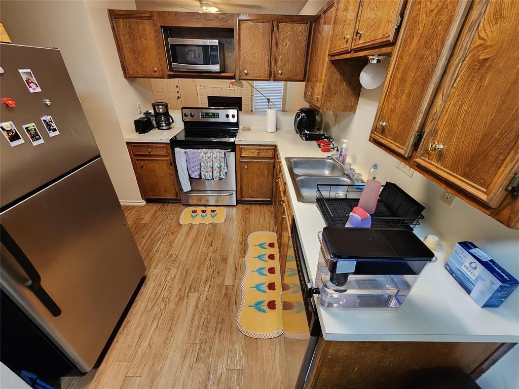 Foto principal - 2414 Longview St