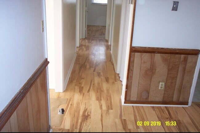 Foto del edificio - 251 Greenwood Dr