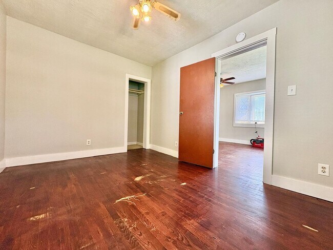 Foto del edificio - 816 S 34th St