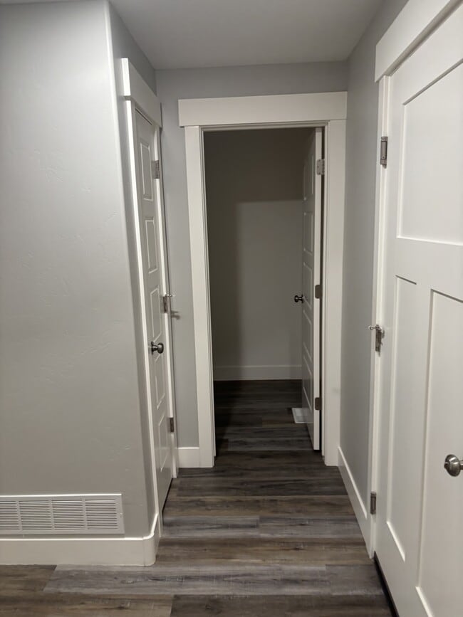 Building Photo - 3420 E Guila Dr