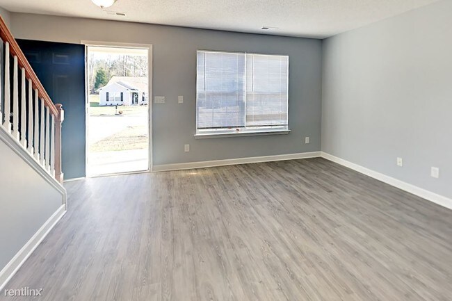 Building Photo - 2147 Mallard Pointe Dr