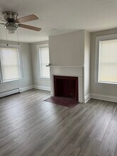 Building Photo - 168 Wales St