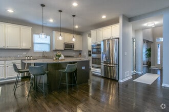 Building Photo - 367 Bloomfield Cir E