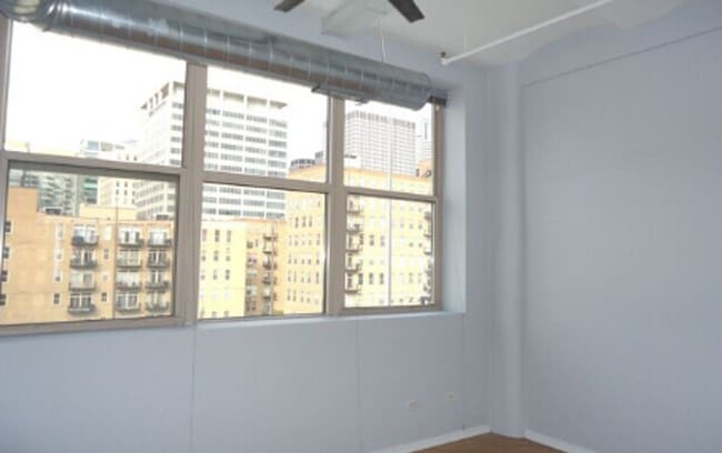 Building Photo - 500 S Clinton St