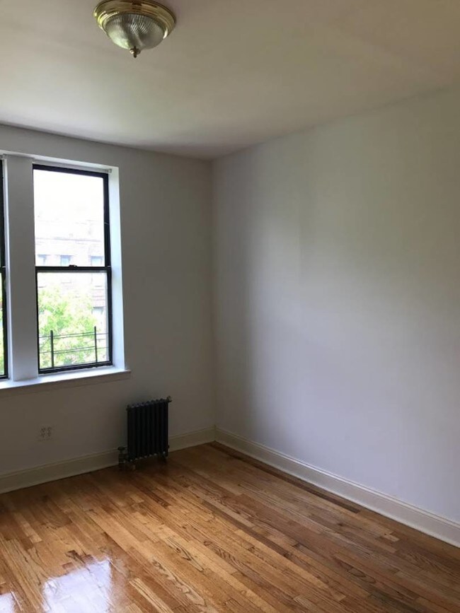 Building Photo - 1710 Caton Ave