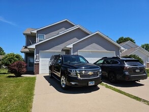 Building Photo - 50 Thistle Ct