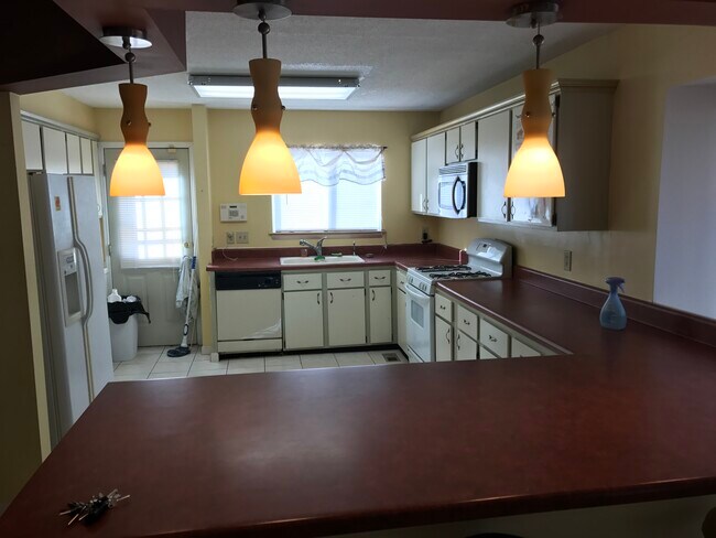 Foto del edificio - 6405 Garrett Rd