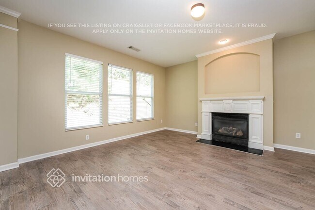 Building Photo - 610 Simonton Crest Dr SE