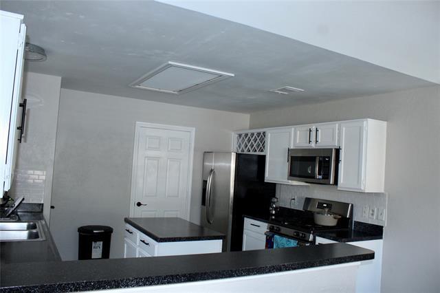 Building Photo - 808 Bridgewater Ln
