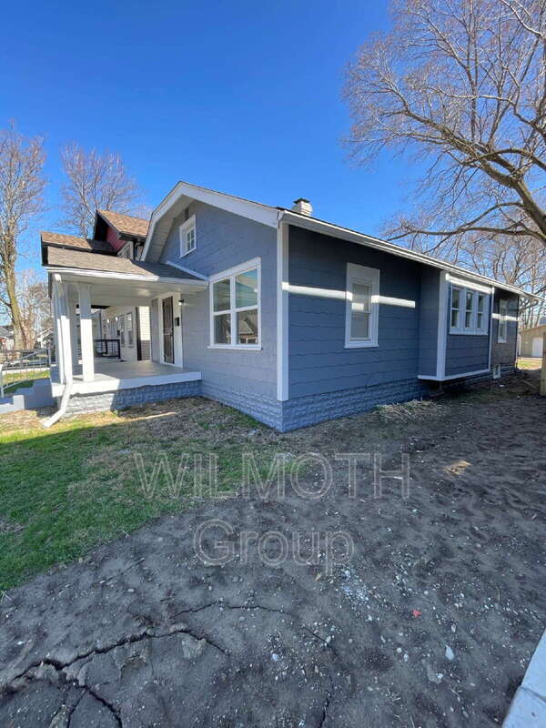 Foto del edificio - 1019 Churchman Ave