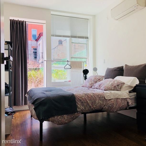 Foto del edificio - 1224 Bedford Ave
