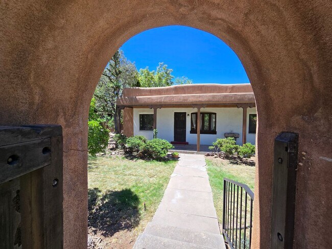 Foto del edificio - 342 Hillside Ave
