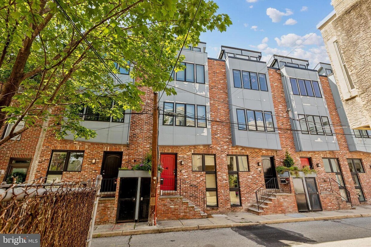 Foto principal - 724 S Bancroft St
