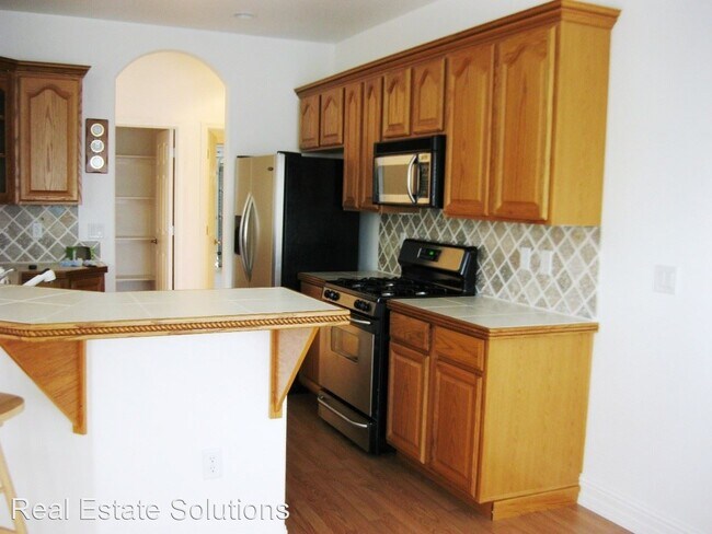 Building Photo - 3 br, 2 bath House - 22137 Riverview Drive