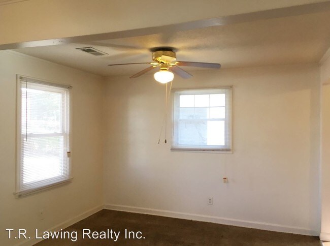 Building Photo - 2 br, 1 bath House - 2012 Double Oaks Road