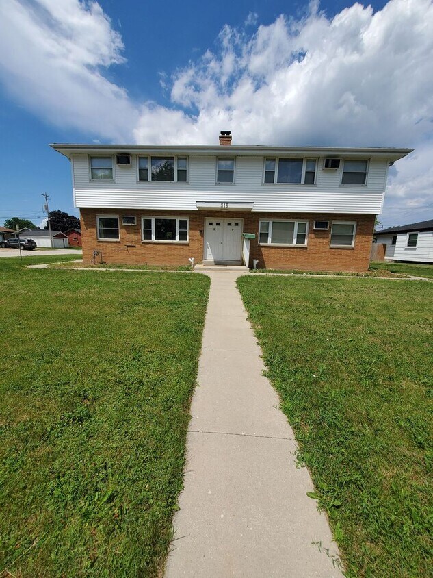 Foto principal - 516 Blake Ave