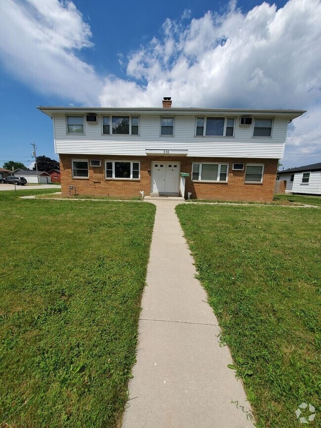 Building Photo - 516 Blake Ave