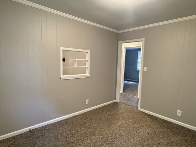 Foto del edificio - Excellent location! Just Remodeled 2 Bed/1...