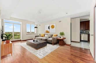 Building Photo - 842 Ocean Pkwy
