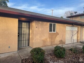 Building Photo - 1067 South St