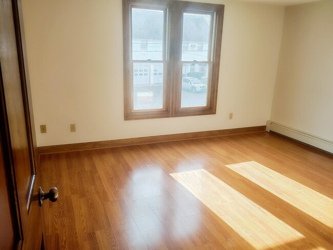 Foto del edificio - 40 Beaver Brook Rd