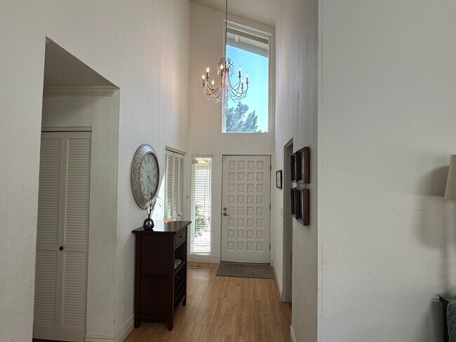 Foto del edificio - 125 Alta Mesa Ct