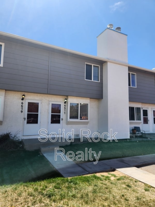 Photo - 6677 Proud Eagle Ct Townhome