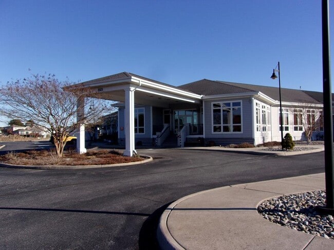 Building Photo - 38170 Castaway Dr