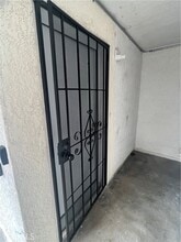 Building Photo - 1126 E Arcadia Ct