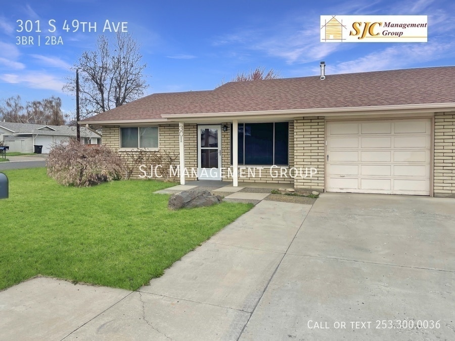 Primary Photo - Three Bedroom two bath duplex for rent in ...