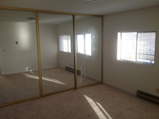 second bedroom - 2108 Alki Ave SW