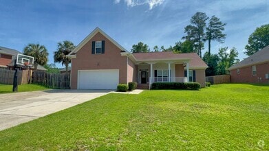 Building Photo - 304 Farmington Dr