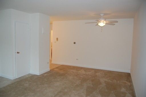 Foto del edificio - 140 E Lake St