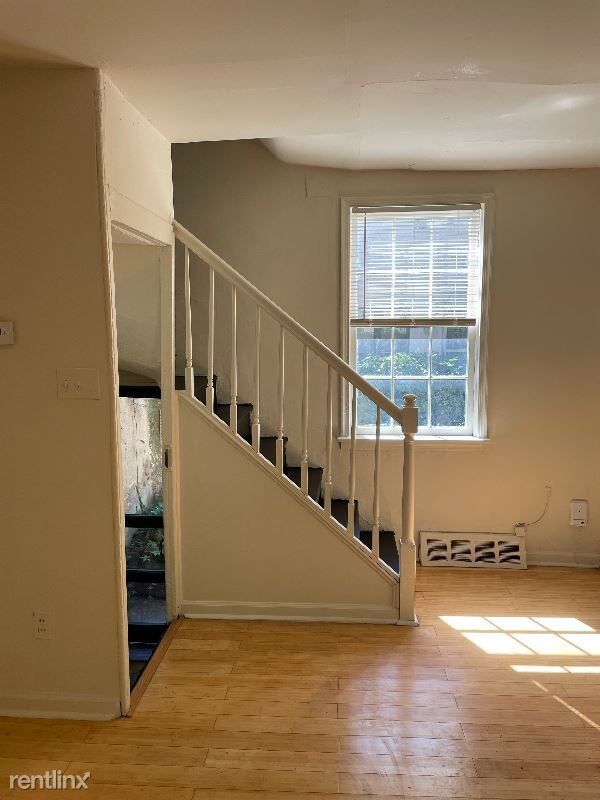 Building Photo - 2 br, 1 bath Townhome - 1214 Panama St